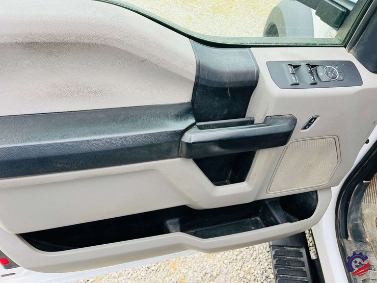 2018-ford-f550-image-79