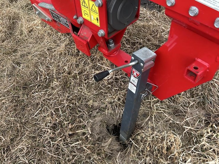 2023-massey-ferguson-1316s-image-11