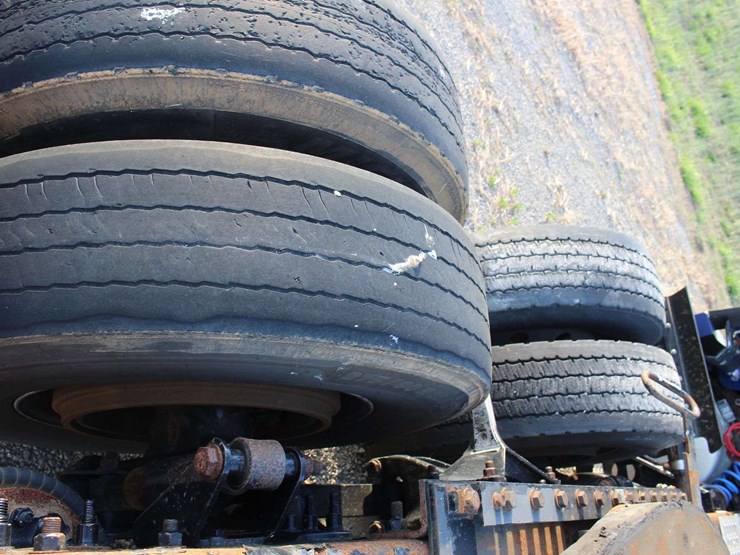 2018-freightliner-cascadia-126-image-55