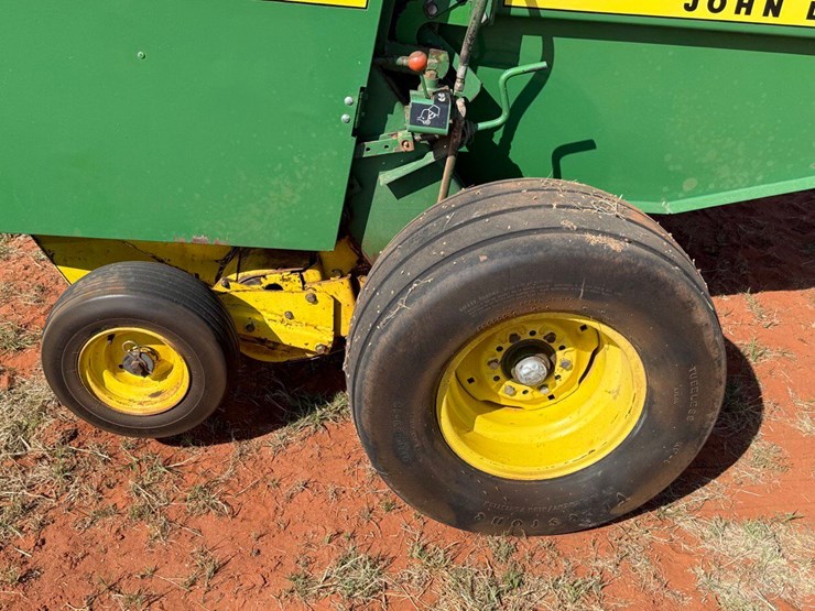 john-deere-530-image-13