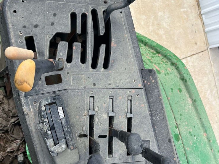 john-deere-6405-image-21