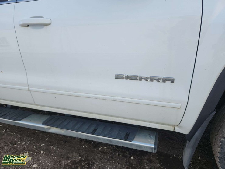 2015-gmc-sierra-1500-image-49