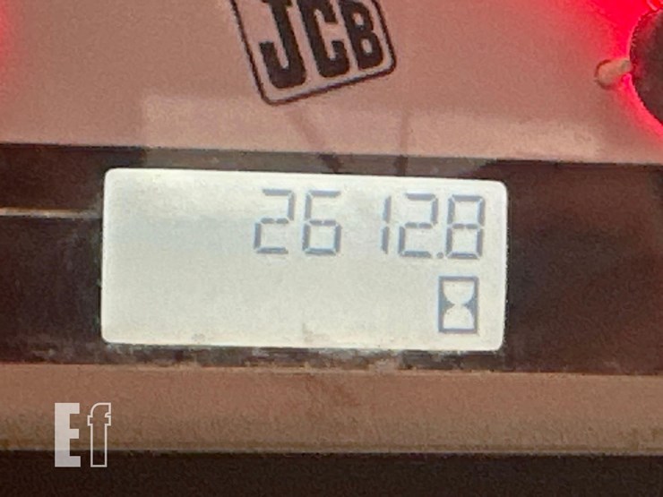 2021-jcb-3ts-8t-image-21