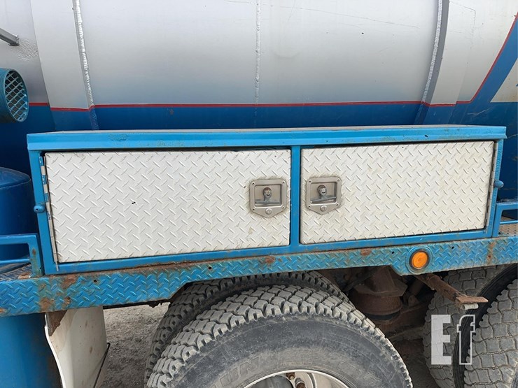 1998-kenworth-t800-image-47