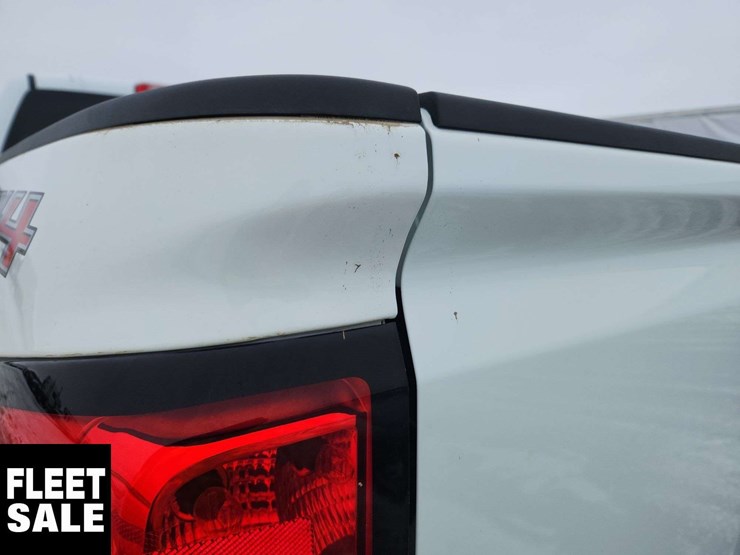 2018-chevrolet-silverado-3500hd-image-47