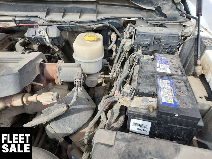 2015-ram-3500-slt-image-24