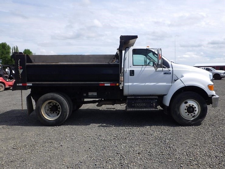 2015-ford-f750-image-4