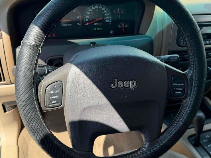 2001-jeep-grand-cherokee-laredo-image-22