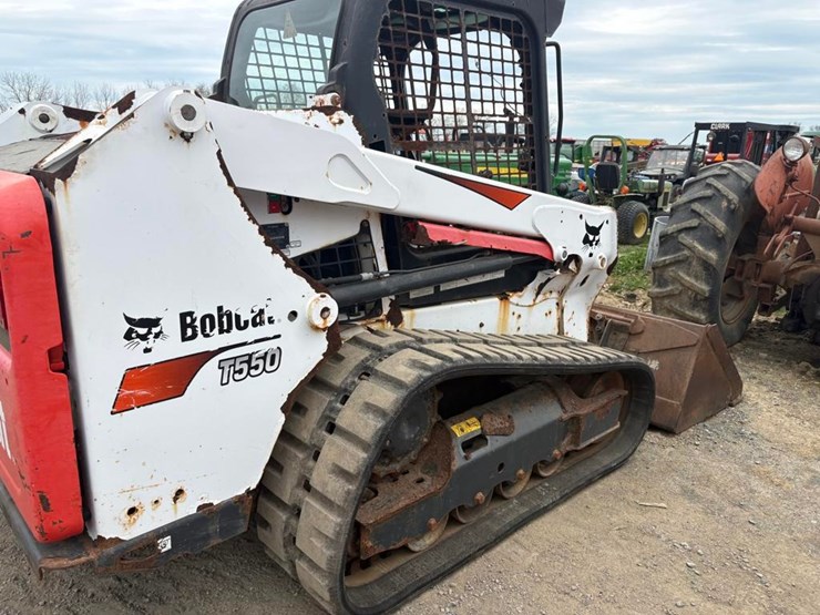 2018-bobcat-t550-image-14