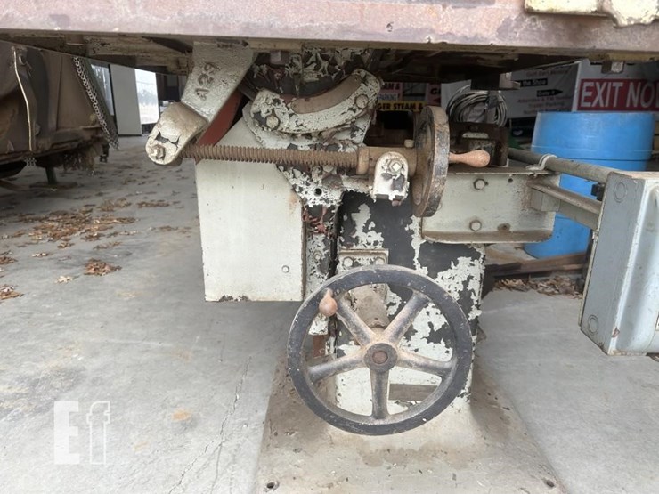 vintage-table-saw-image-6