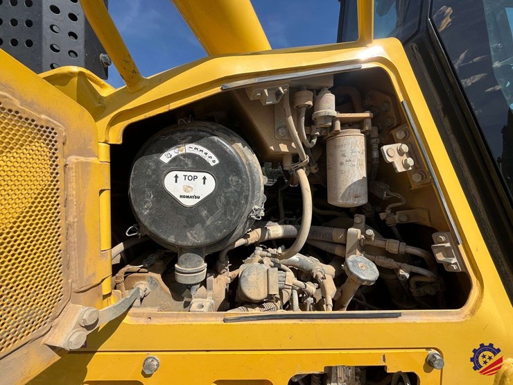 2018-komatsu-d51exi-24-image-31