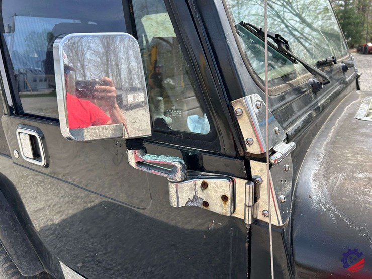 1994-jeep-wrangler-image-54