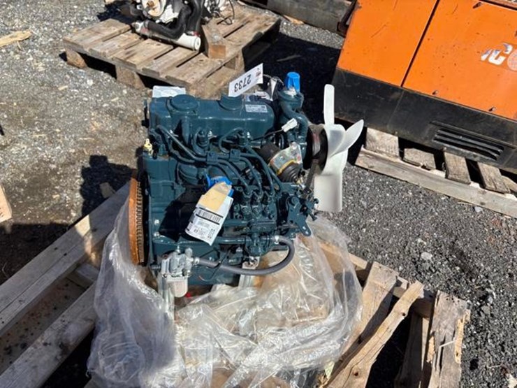 kubota-d722-engine-image-4