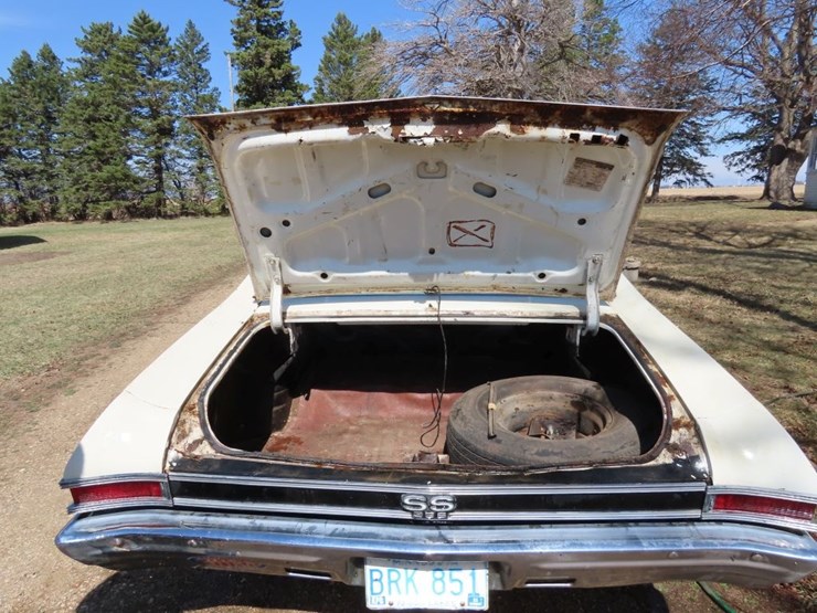 1968-chevrolet-chevelle-ss-coupe-barn-find-image-14