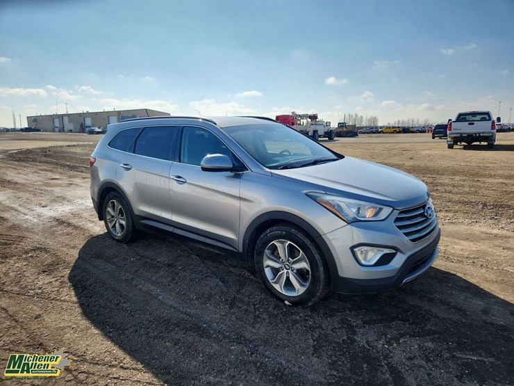 2015-hyundai-santa-fe-image-4