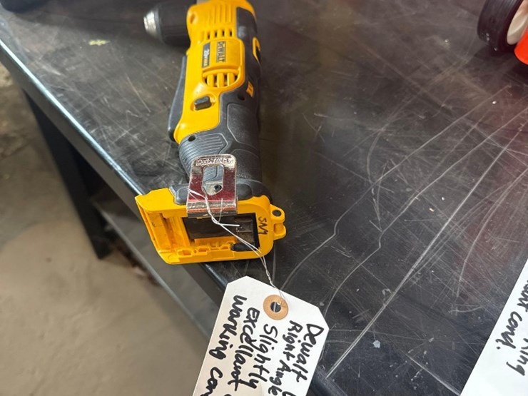 new-slightly-used-20v-cordless-right-angle-drill-model-dcd740-image-2