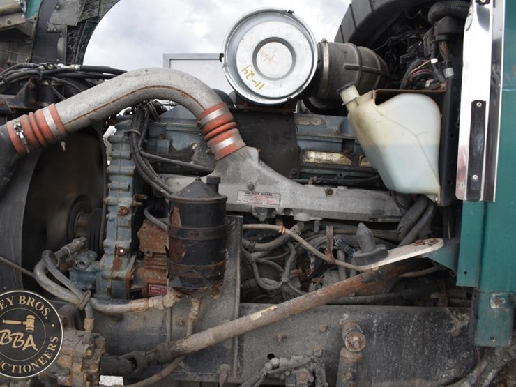 2000-kenworth-t600-image-22