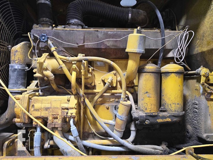 caterpillar-14e-image-26