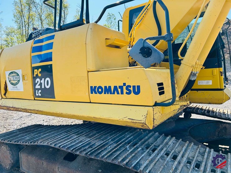 2015-komatsu-pc210-lc-image-86