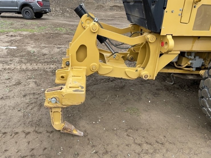 2018-caterpillar-12m3-awd-image-13