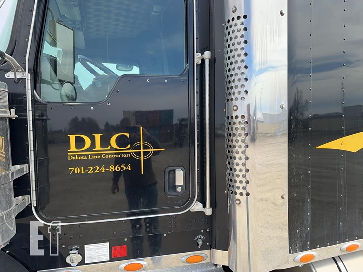 2005-kenworth-t800-image-45