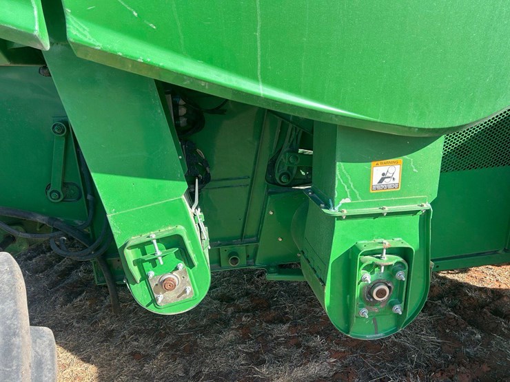 2013-john-deere-s680-image-6