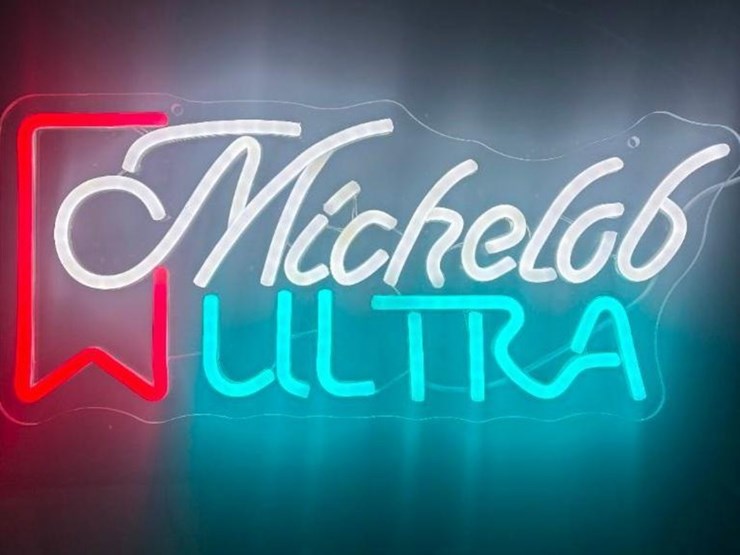 new-michelob-ultra-17in-x-7in-led-light-works-image-1
