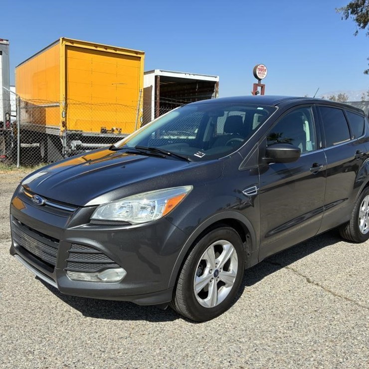 2015 FORD ESCAPE SE