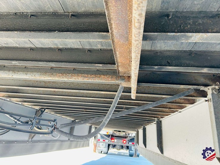 2013-hyundai-translead-image-27