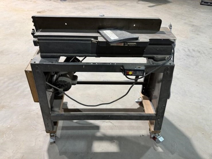 craftsman-jointer-image-1