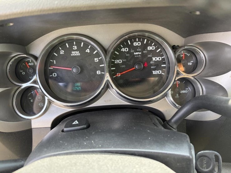 2012-gmc-sierra-2500-image-16