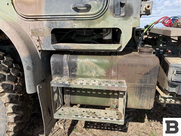 2002-oshkosh-mk23-image-15