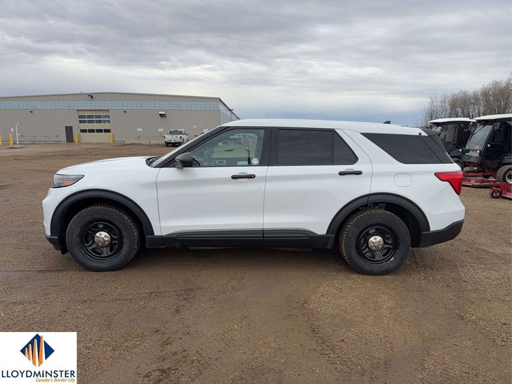 2020-ford-explorer-police-interceptor-image-6