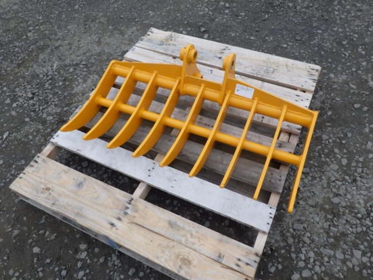 caterpillar-303-image-1