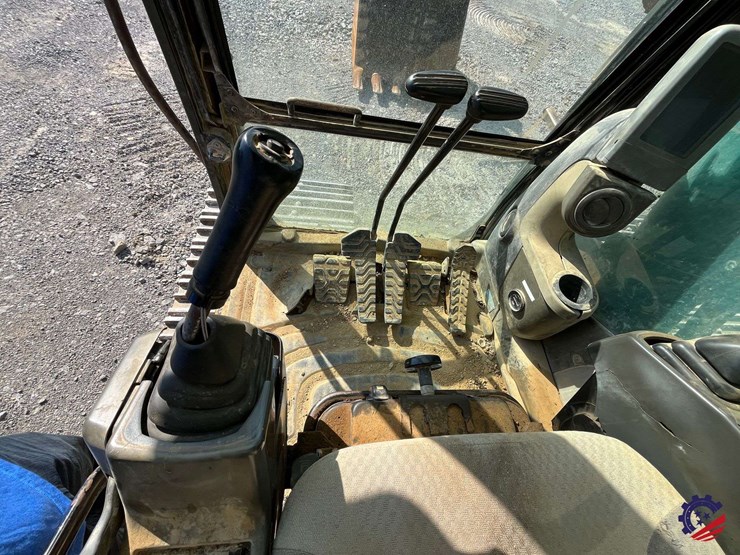 2006-caterpillar-345cl-image-82