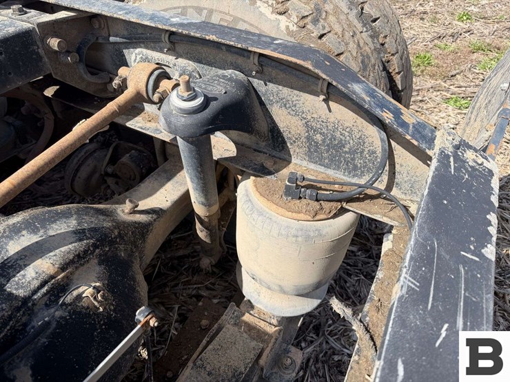 1995-peterbilt-378-image-19