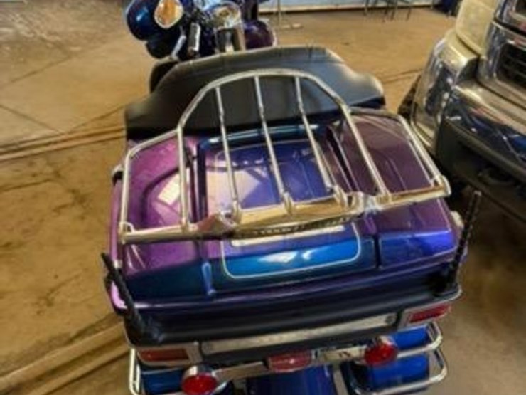 2009-harley-davidson-flhtcui-motorcycle-image-5