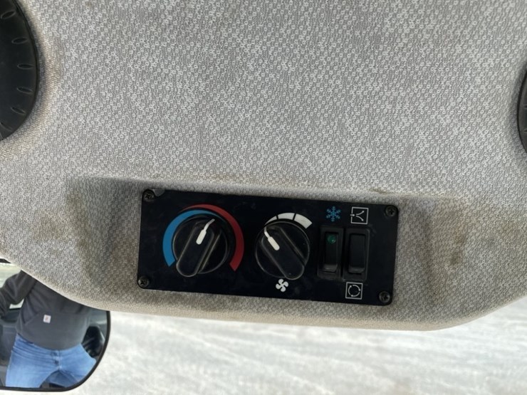 2022-dynapac-ca2500d-image-36