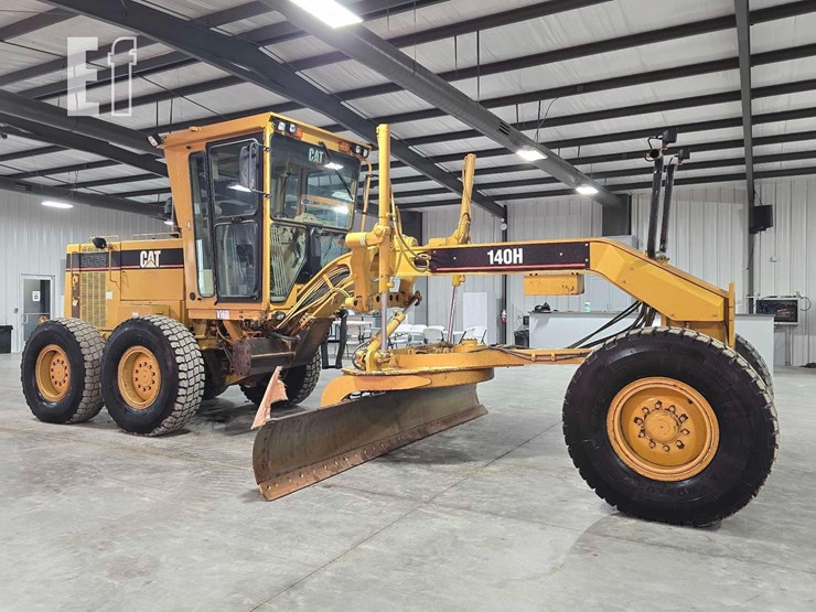 2003-caterpillar-140h-image-2