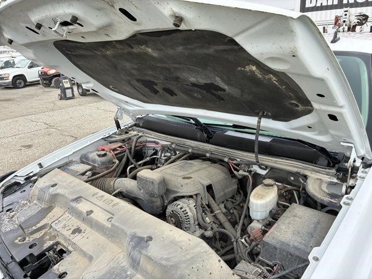 2012-gmc-sierra-3500-image-6