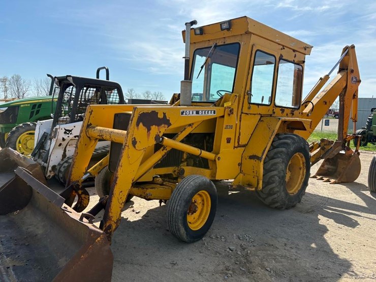 john-deere-310-image-1