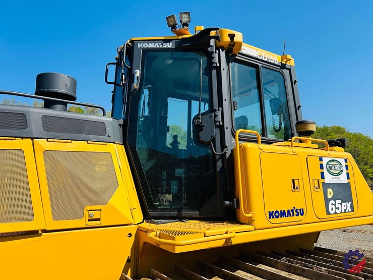 2022-komatsu-d65px-18-image-14