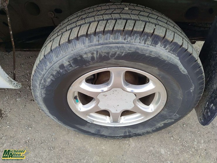 2005-gmc-sierra-1500-image-10