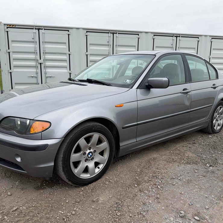 2003 BMW 325i