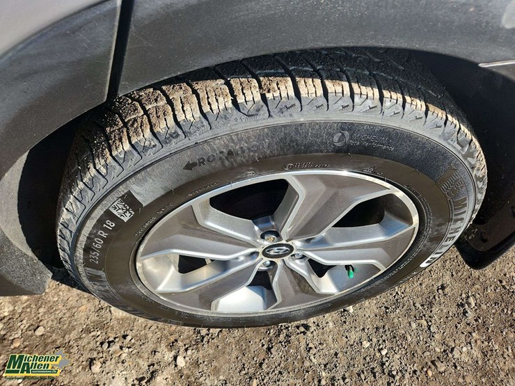 2015-hyundai-santa-fe-image-29