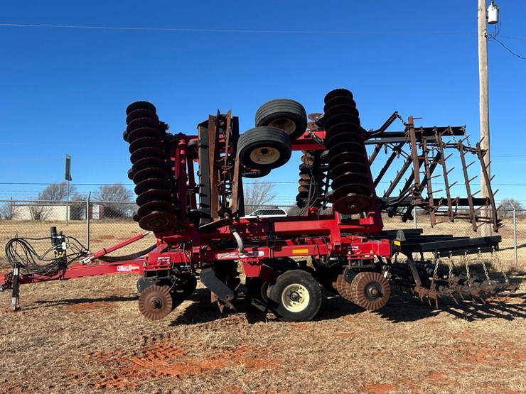 2019-mcfarlane-incite-5124-image-2