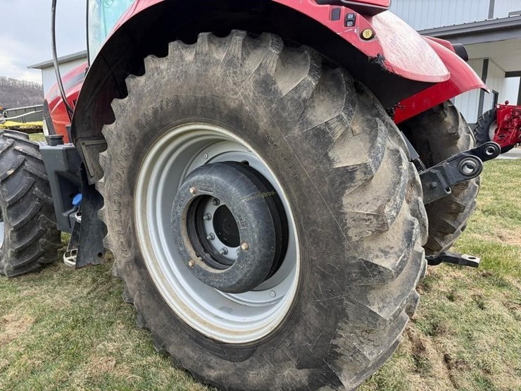 2014-case-ih-mx140-mfwd-tractor-image-15