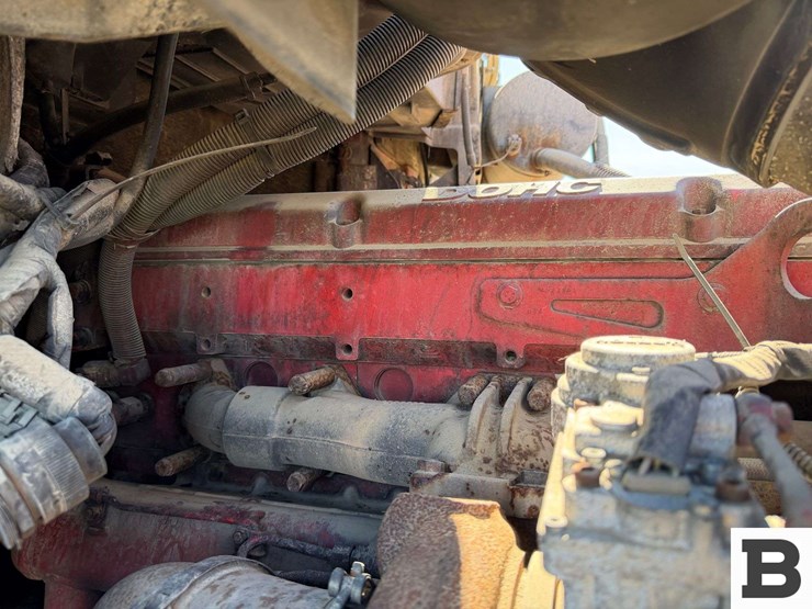 2008-peterbilt-387-image-36