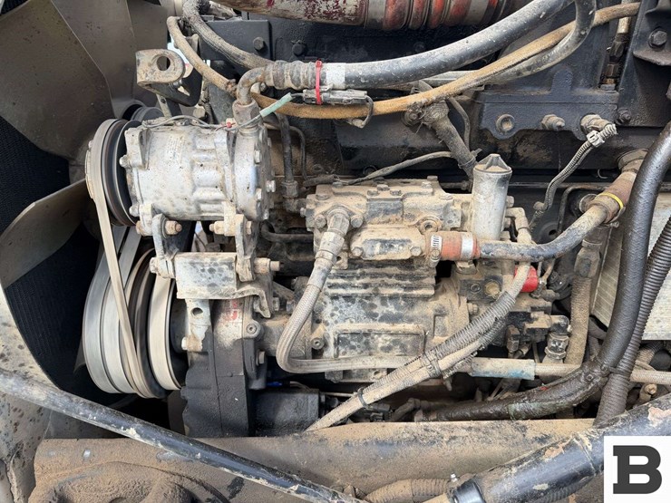 1995-peterbilt-378-image-30