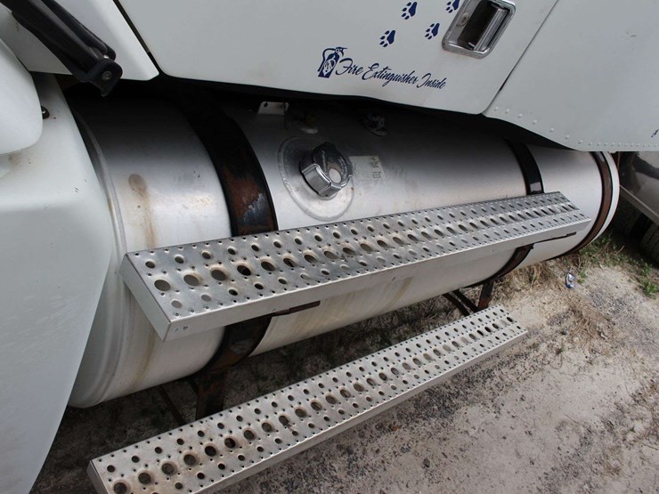 2015-freightliner-columbia-tractor-glider-2015-freightliner-columbia-3alxa7005fdgh5950-mileage:-image-32